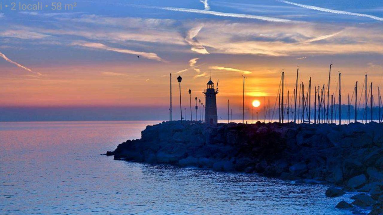 Casa Dell' Ulivo Daire Desenzano del Garda Dış mekan fotoğraf